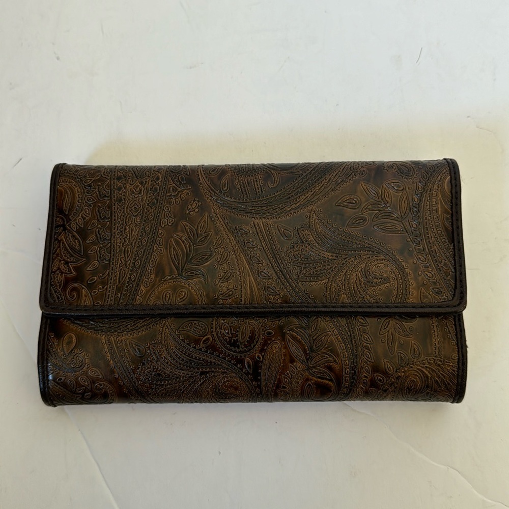 Relic wallet